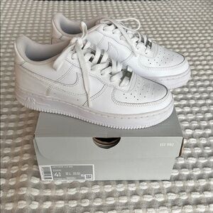Nike Air Force 1 Low White Sneakers